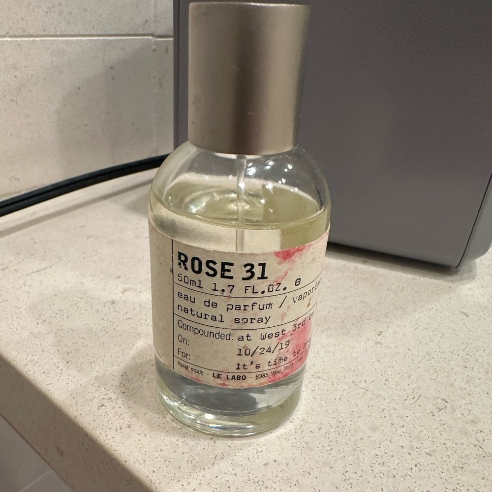Le Labo-Rose 31, almost full-label has mark on there.